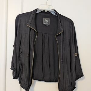 Light Zip Up With Swoop Neck And Mid Sleeves